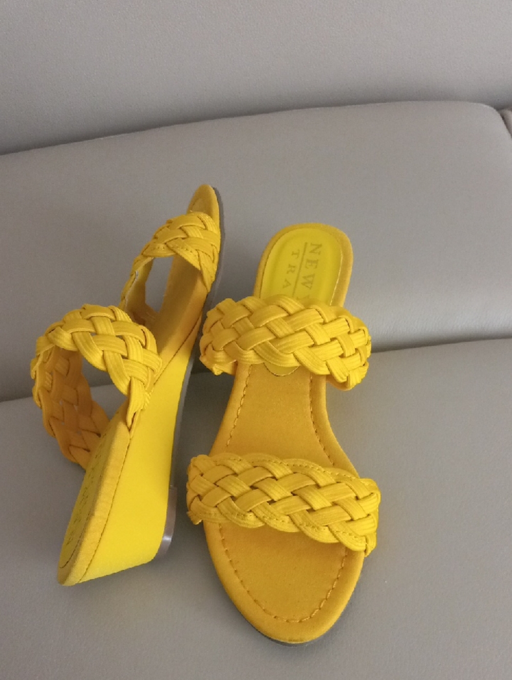 New York Transit Yellow Braided Double-Strap Slide Mules Size 7.5M - Picture 15 of 16